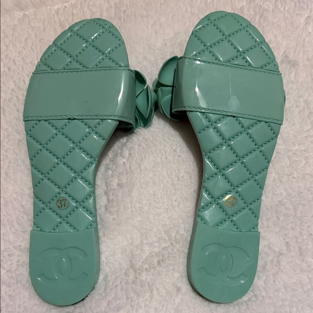 CHANEL Mint Green Camellia Jelly Slide Sandals - Picture 3 of 5